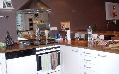 Maison ancienne : cuisine equipee