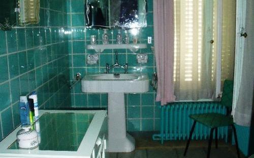 Maison de Caractere : salle d'eau
