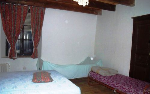 Maison ancienne : CHAMBRE