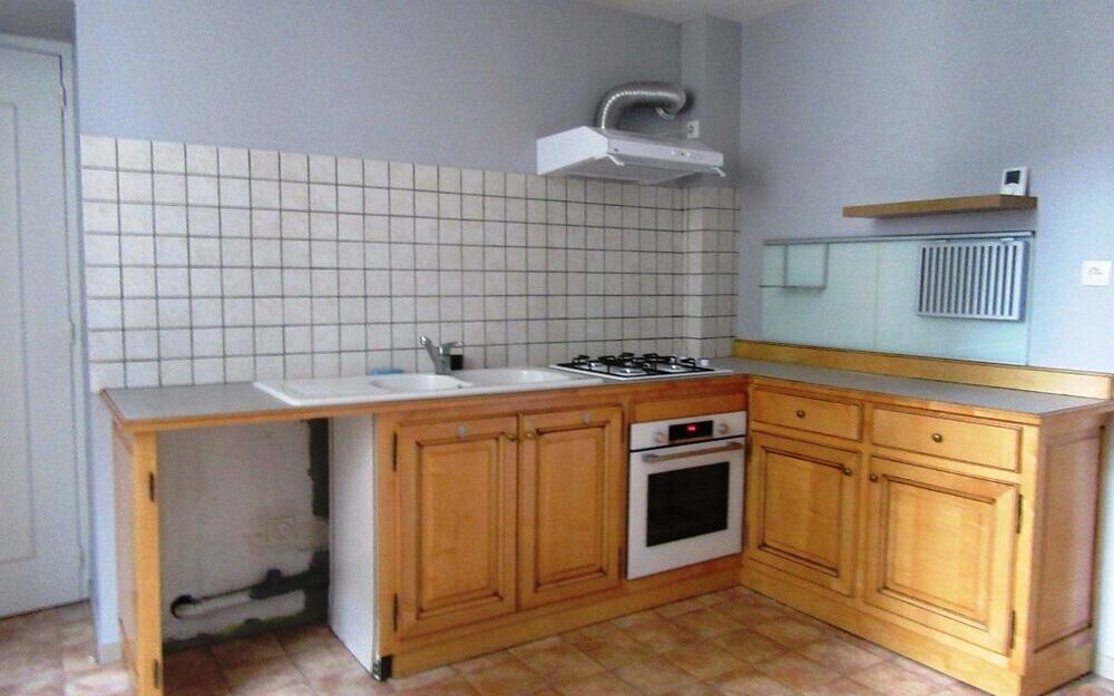 Appartement 109 m² : cuisine equipée spacieuse