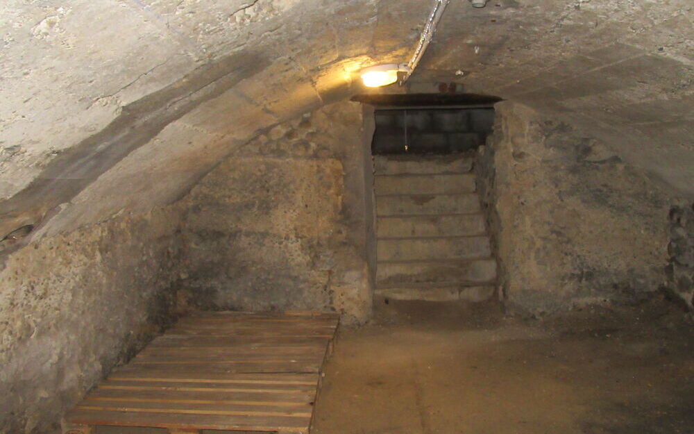 maison mitoyenne : cave voutée