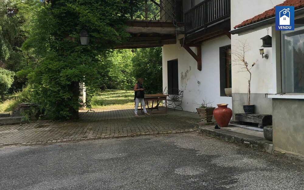 MAISON  185m²   CADRE CHAMPÊTRE