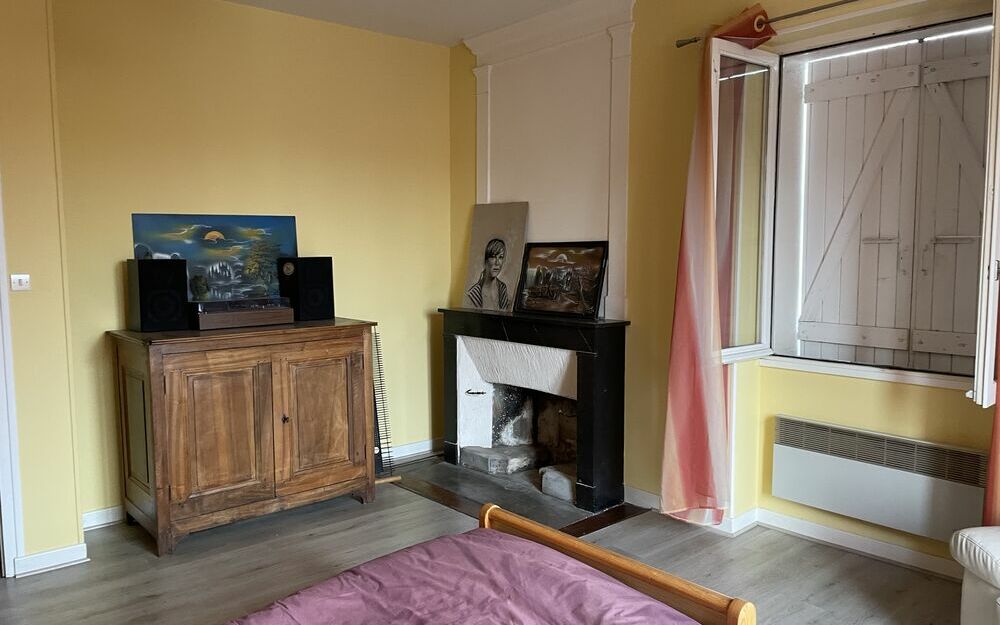 Maison ancienne : Chambre