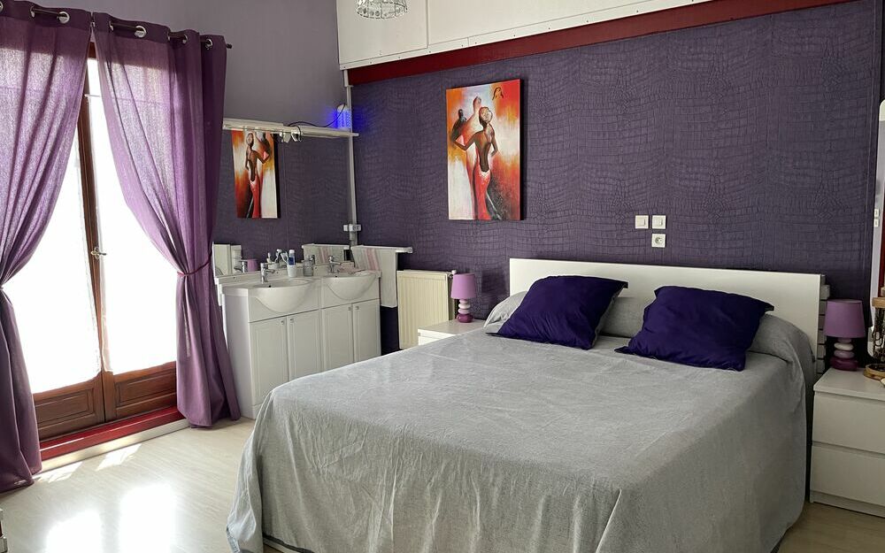 Villa plain-pied : Chambre