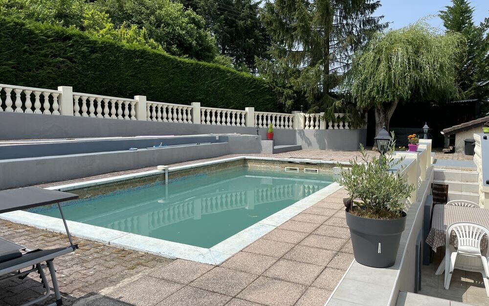Villa plain-pied : Piscine