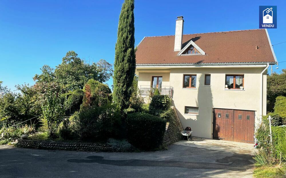 Immobilier sur Le Grand-Lemps : Maison/villa de 5 pieces