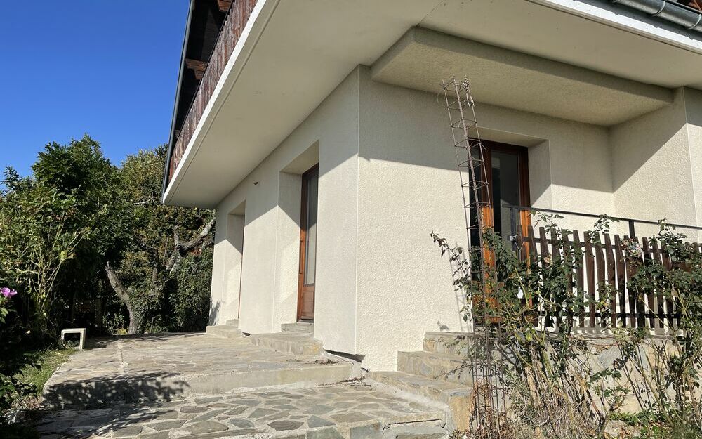 villa cadre champêtre : coté sud terrasse