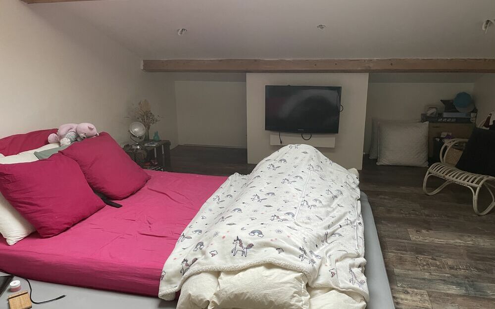 Loft Rénové : Chambre étage