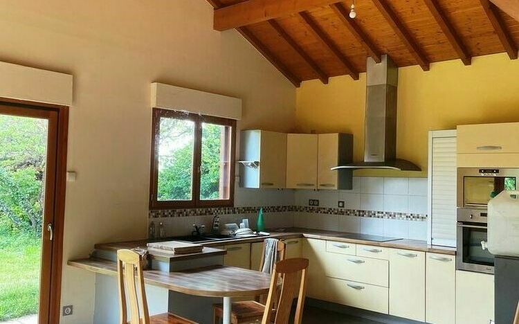 villa : cuisine equipée